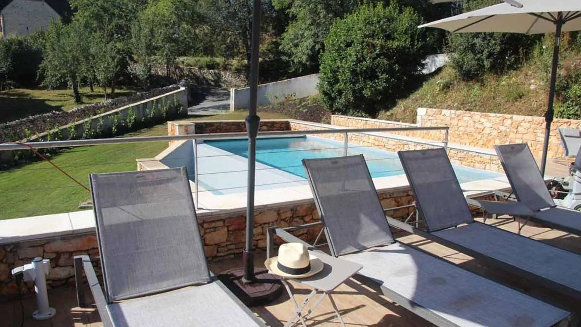 Holiday home Gite Les Hauts De L'Ouysse Lacave